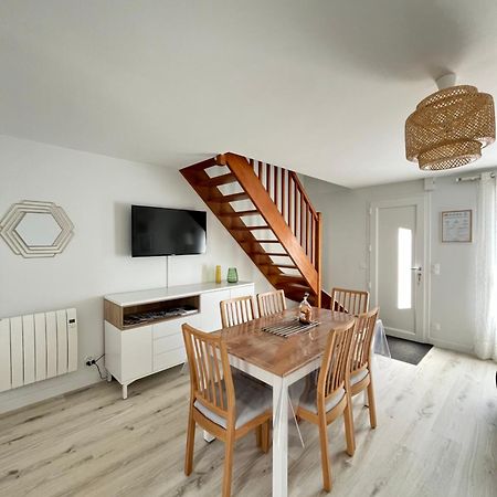Jolie Maison Bord De Mer Dinard Exterior photo